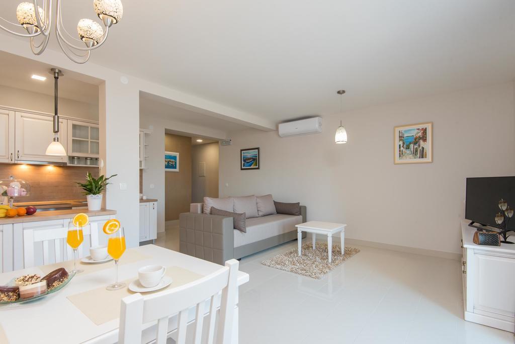 Apartments Villa Stella Оребич Экстерьер фото