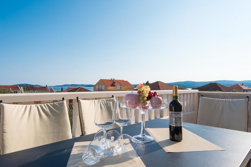 Apartments Villa Stella Оребич Экстерьер фото