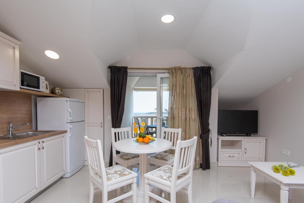 Apartments Villa Stella Оребич Экстерьер фото