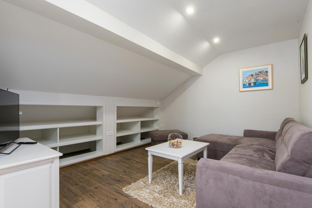 Apartments Villa Stella Оребич Экстерьер фото